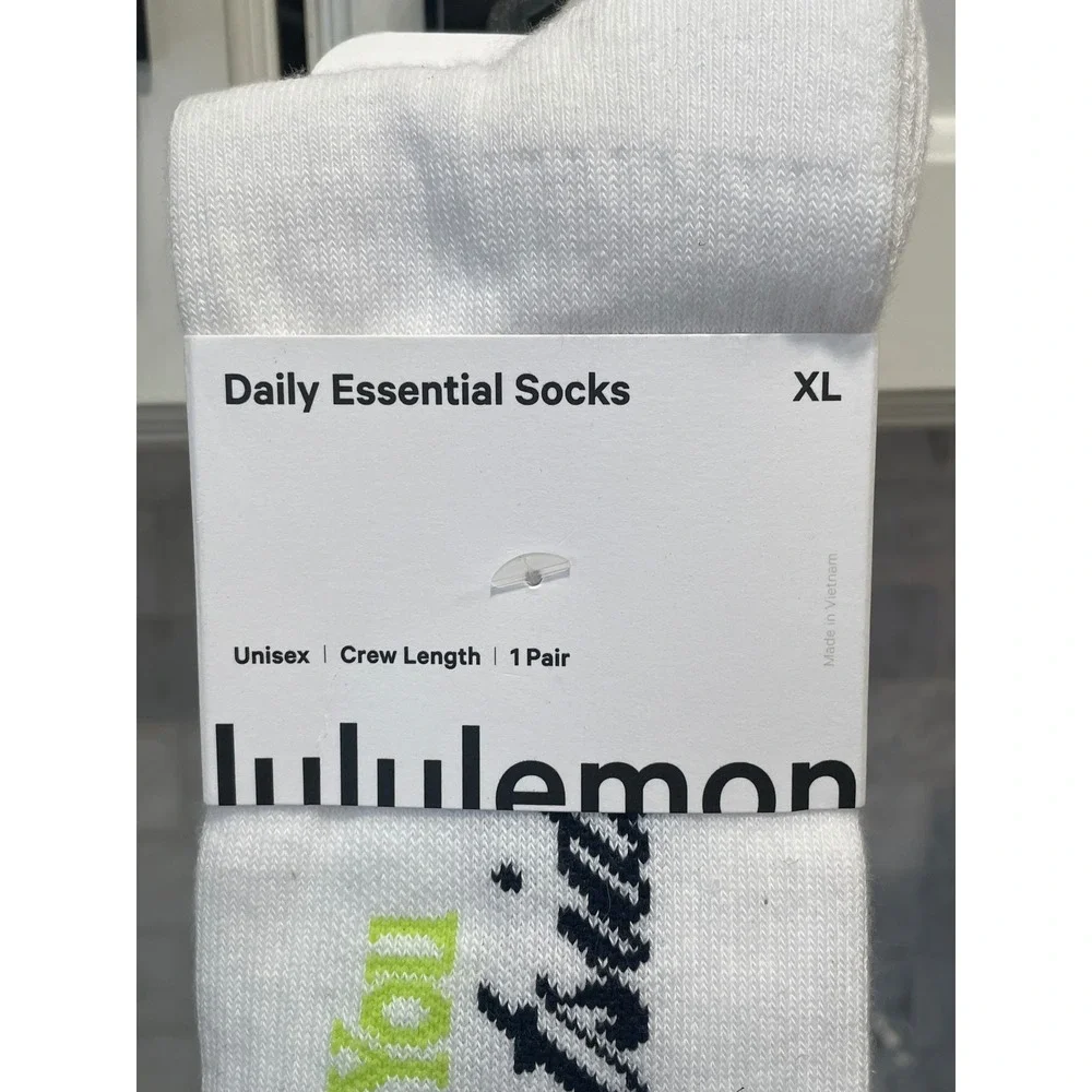 Lululemon Daily Essential Crew Socks XL Unisex White‎ Sour Meet You Court